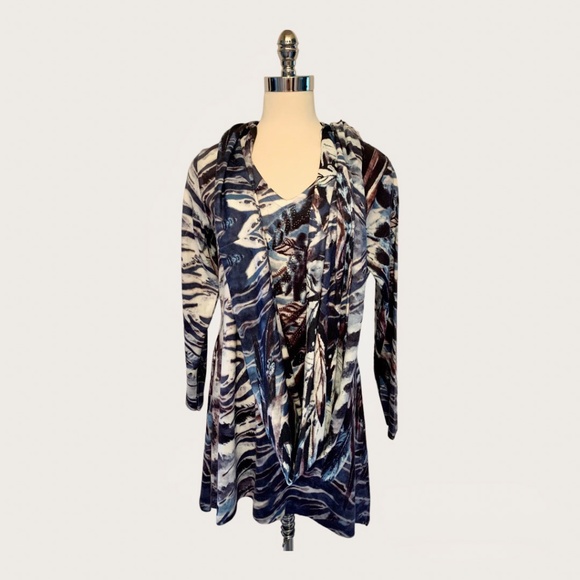 🌱 New Italian-Made blue top 🌱💙 - Picture 3 of 5